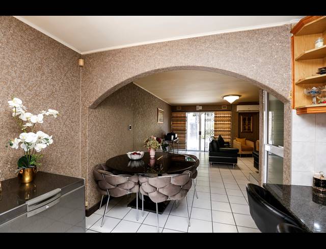 3 BEDROOM TOWNHOUSE FOR SALE IN MUSGRAVE